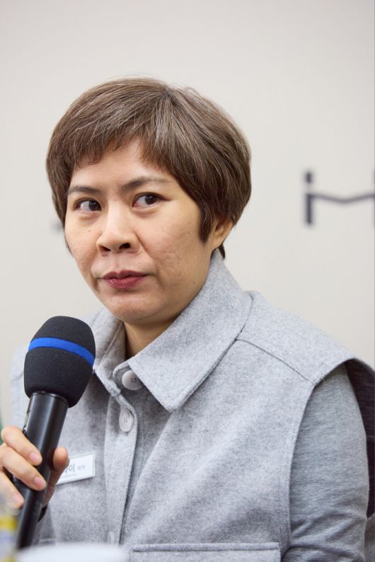 인간의 머리카락으로 태국의 사회 문제와 환경 문제에 천착해온 임하타이 쑤왓타나씬. 한세예스24문화재단