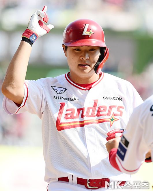 SSG 고명준은 19일 인천 LG전에서 분전했다. 사진=김영구 기자