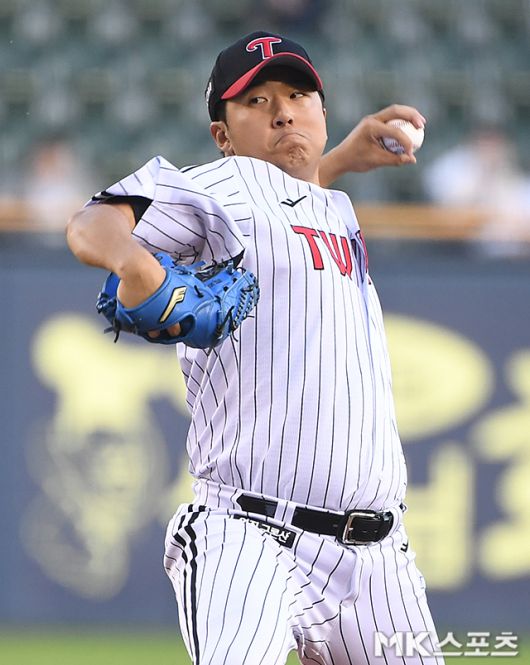 LG 송승기는 23일 경기에서 NC 타선을 효과적으로 봉쇄했다. 사진(잠실 서울)=천정환 기자