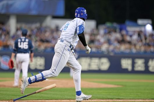 디아즈가 25일 대구 NC전에서 홈런을 치고 있다. 사진=삼성 제공