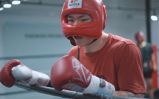 세계복싱기구 슈퍼미들급 아시아태평양 챔피언 윤덕노가 동양태평양복싱연맹과 통합타이틀매치를 위해 훈련하고 있다. 사진=더원 프로모션
