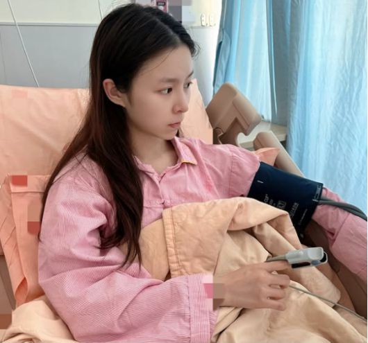 병원에서 확인된 엘키의 혈중 일산화탄소 농도는 20%, 일반인의 정상 수치인 1~1.5%를 훌쩍 넘는 중등도 중독 수준이었다.사진=엘키 SNS