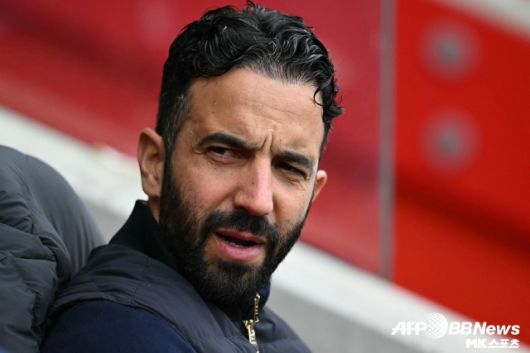 맨체스터 유나이티드와 아모링 감독에게는 토트넘의 경기 일정 변경이 그리 반가운 소식은 아니다. 2일의 휴식을 더 취할 수 있었지만 이제는 아니다. 사진=AFPBBNews=News1