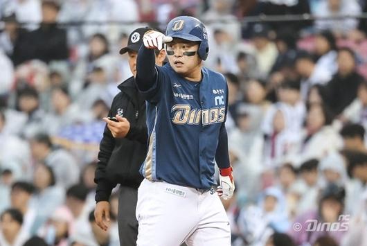 11일 두산 더블헤더 1차전에서 맹활약한 권희동. 사진=NC 제공