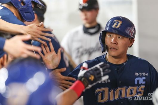 11일 두산 더블헤더 2차전 결승타를 치며 1차전 아쉬움을 털어낸 박세혁. 사진=NC 제공