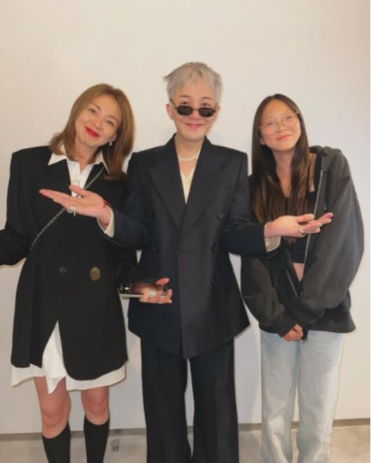 지드래곤은 지난 10일과 11일 도쿄돔에서 월드투어 ‘G-DRAGON 2025 WORLD TOUR [Ubermensch]’를 시작으로 아시아 7개국 8개 도시 투어에 돌입했다.사진=야노시호 SNS