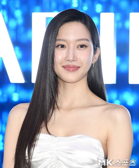 문가영은 군더더기 없는 완벽한 패션 감각으로 시선을 사로잡았다. 사진=천정환  기자