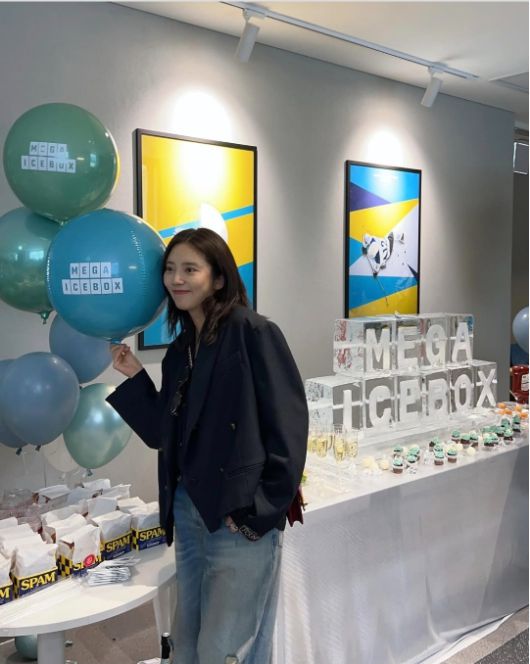 손담비가  남편 이규혁의 첫 대형 아이스 테마 팝업 성공을 진심으로 응원했다.사진=손담비 SNS