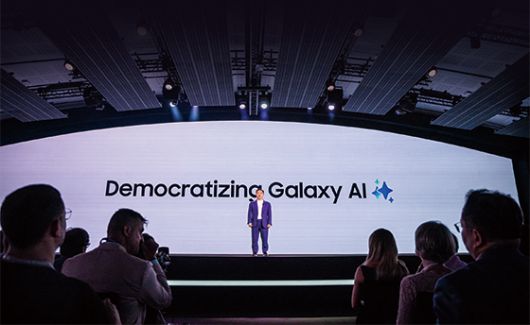 노태문MX 사업부장이 2024년 7월 삼성 갤럭시 2024 언팩 행사에서 인공지능(AI) 기반 차세대 갤럭시 휴대전화와 기기를 공개하며 연설하고 있다. <사진 연합뉴스>