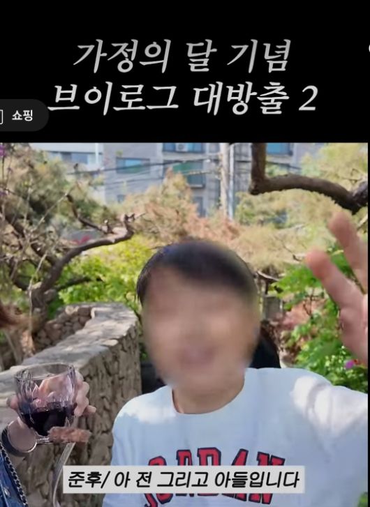 첫째 아들 준후 군이 등장했다.사진= 유튜브 채널 ‘이민정 MJ’