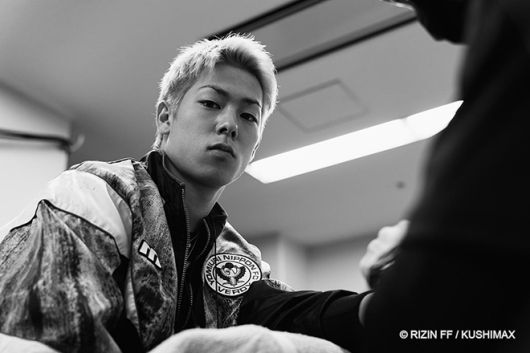 일본 종합격투기 파이터 미우라 고타가 2022년 9월 슈퍼 라이진 1 출전을 준비하고 있다. 고타는 1992년 제10회 아시아축구연맹 아시안컵 최우수선수 미우라 가즈요시의 둘째 아들이다. 사진=RIZIN FF