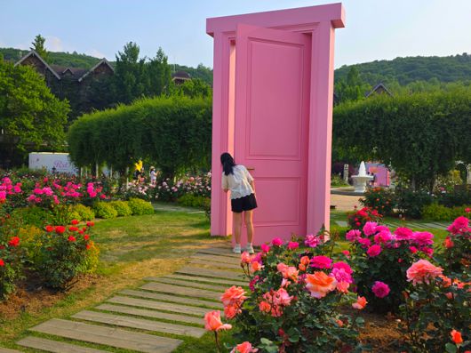 에버랜드 로로티 축제를 즐기는 방문객의 모습 / 사진=김혜성 여행+ 기자
