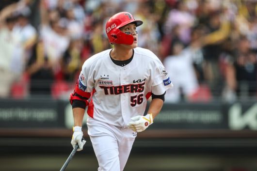 오른 검지 골절 진단과 마주한 윤도현. 사진=KIA 제공