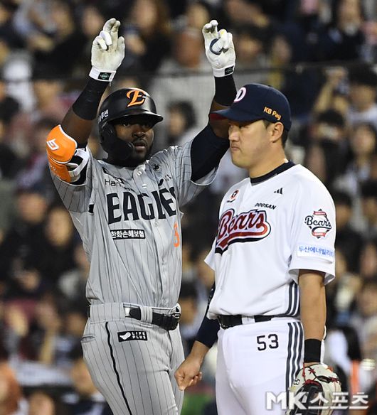 재활 선수로 등록된 플로리얼. 사진=천정환 기자