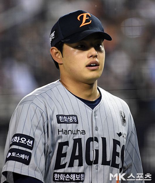 문동주는 15일 경기에서 LG 타선에 혼쭐이 났다. 사진=천정환 기자