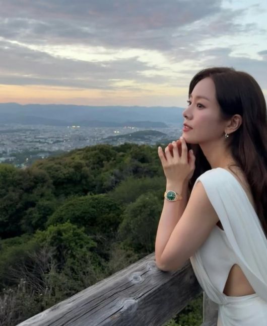 사진=한지민 SNS