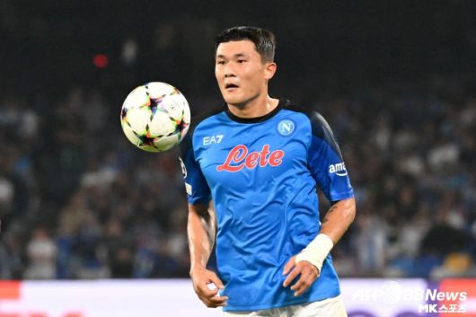 파사노는 “콘테 감독이 원하는 선수들을 우선 순위로 보면 1순위는 김민재다. 다음은 (밀란)슈크리니아르다. 최근 연봉 상한선을 올린 나폴리다. 과거에는 현실적으로 영입이 어려웠던 선수들을 이제는 품을 수 있는 상황이다”라고 밝혔다. 사진=AFPBBNews=News1