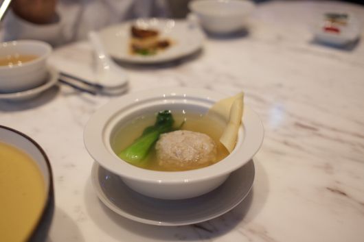 돼지고기 완자탕.