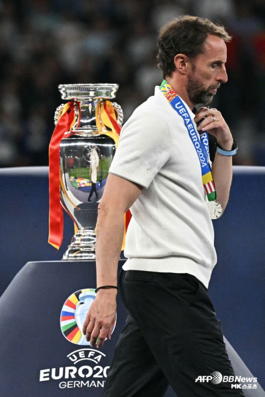 영국 매체 ‘더 선’은 6월 22일 “PZPN이 사우스게이트 전 잉글랜드 대표팀 감독을 사령탑 후보에서 제외했다”며 “이유는 명확하다”고 전했다. 이어 “PZPN은 자국 대표팀을 2026 북중미 월드컵 본선으로 이끌어줄 사령탑을 원한다. PZPN은 사우스게이트 감독에게 확신을 갖지 못했다”고 했다. 사진=AFPBBNews=News1