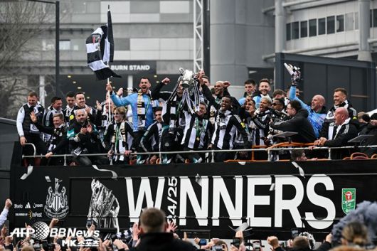 2024-25시즌 카라바오컵(리그컵) 우승을 차지한 뉴캐슬 유나이티드. 사진=ⓒAFPBBNews = News1