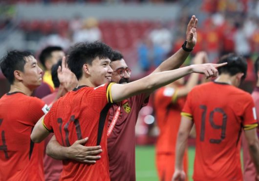 중국도 마찬가지. 그들의 경우 해외파를 찾기 힘들다. 즉 E-1 챔피언십에 최정예 전력을 낼 수 있는 상황이다. 물론 이번 대회에는 30대 선수들이 대거 합류하지 않았다. 왕위둥으로 대표되는 젊고 유망한 선수들이 출전할 예정이다. 사진=XINHUA=연합뉴스