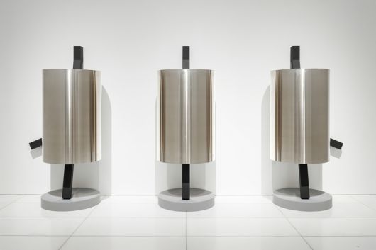 ‘UM Tai-Jung, 낯선자의 은신처-은빛 베일 출현 I, 출현 II,  출현 III’. [아라리오갤러리]