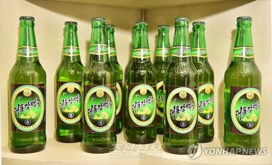 북한 대동강 맥주. [사진출처 = 연합뉴스]