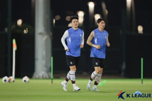 주세종(사진 왼쪽). 사진=한국프로축구연맹