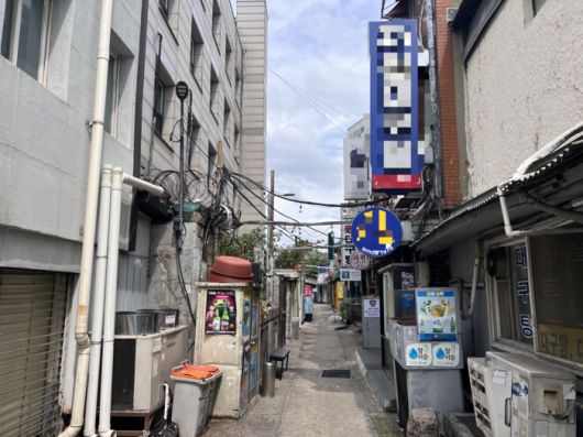 서올시 용산구 삼각지역 인근 일명 ‘삼각지 대구탕 골목’. [박성렬 인턴기자]