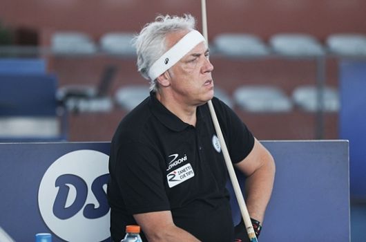 땀이 흘러내리는 걸 막기 위해 록가수처럼 헤어밴드를 착용한 마르코 자네티. 벌겋게 달아오른 얼굴과 살짝 찌푸린 표정에서 힘든 상황이 짐작된다. (사진=SOOP)