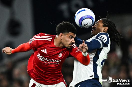 깁스 화이트는 노팅엄 핵심 중의 핵심이다. 깁스 화이트는 2022년 여름 이적시장에서 울버햄프턴 원더러스를 떠나 노팅엄 유니폼을 입었다. 깁스 화이트는 노팅엄에서 EPL 정상급 공격 자원으로 올라섰다. 깁스 화이트는 노팅엄 데뷔 시즌(2022-23) 리그 35경기에서 5골 8도움을 기록했다. 2023-24시즌엔 리그 37경기에서 5골 10도움을 올렸다. 깁스 화이트는 2024-25시즌에도 리그 34경기에서 7골 8도움을 기록하며 팀의 EPL 잔류에 앞장섰다. 깁스 화이트는 노팅엄에서의 맹활약에 힘입어 잉글랜드 축구 대표팀에도 발탁됐다. 사진=AFPBBNews=News1