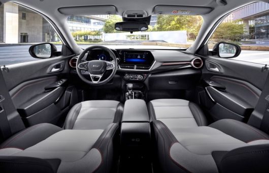 현재 판매되고 있는 트랙스 크로스오버 실내 [사진출처=쉐보레]