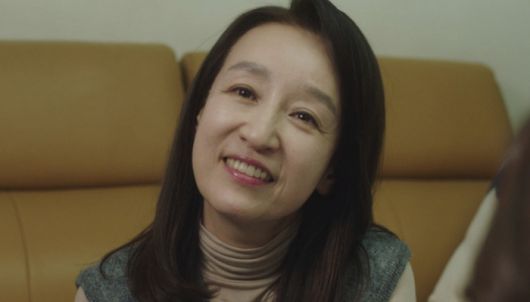 배우 남기애가 줌벤져스의 맏언니로 활약 중이다. 사진| ENA
