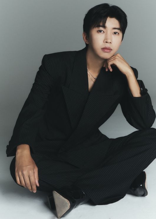 ‘축구 히어로’ 임영웅이 ‘뭉쳐야 찬다4’에 출격한다.