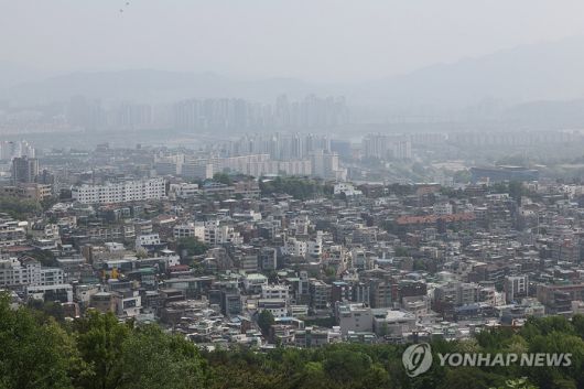 장기 이식 환자가 대기오염 물질인 오존에 장기 노출 시 사망 위험이 커지고 이식받은 장기의 기능이 떨어질 수 있다는 연구 결과가 나왔다. [사진 = 연합뉴스]