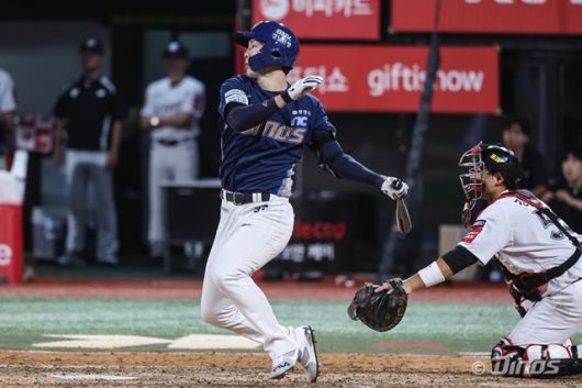 3일 대전 한화전에서 대타로 나와 적시타를 친 박건우. 사진=NC 제공