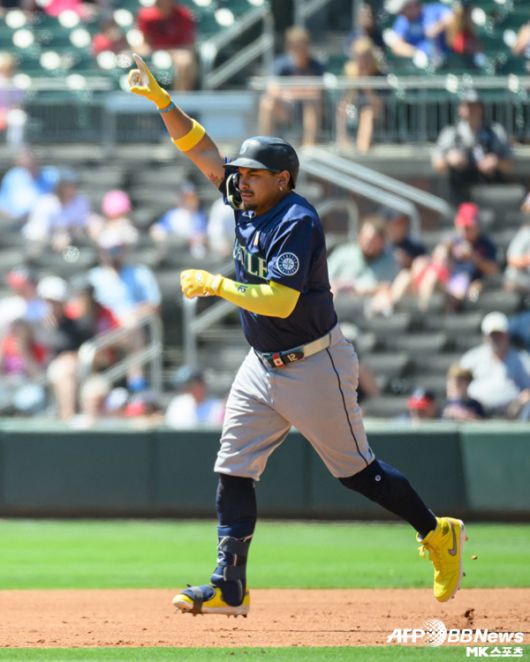 시애틀 타선은 2회에만 8점을 뽑는 집중력을 보여줬다. 사진(美 애틀란타)=ⓒAFPBBNews = News1