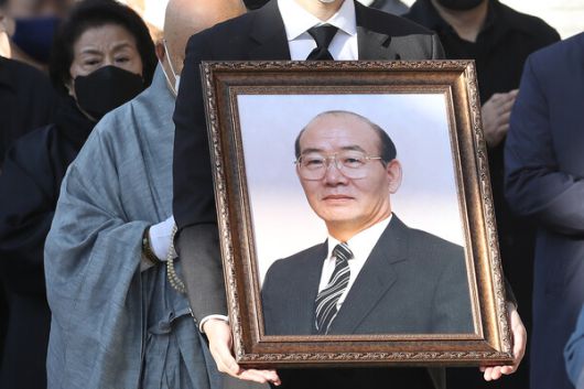 전두환 전 대통령의 영정사진. [사진 = 뉴스1]