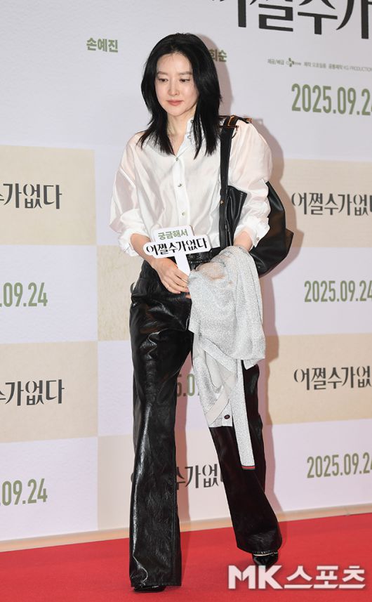 먼저 이영애는 특유의 절제된 카리스마로 무대를 빛냈다. 사진=천정환 기자