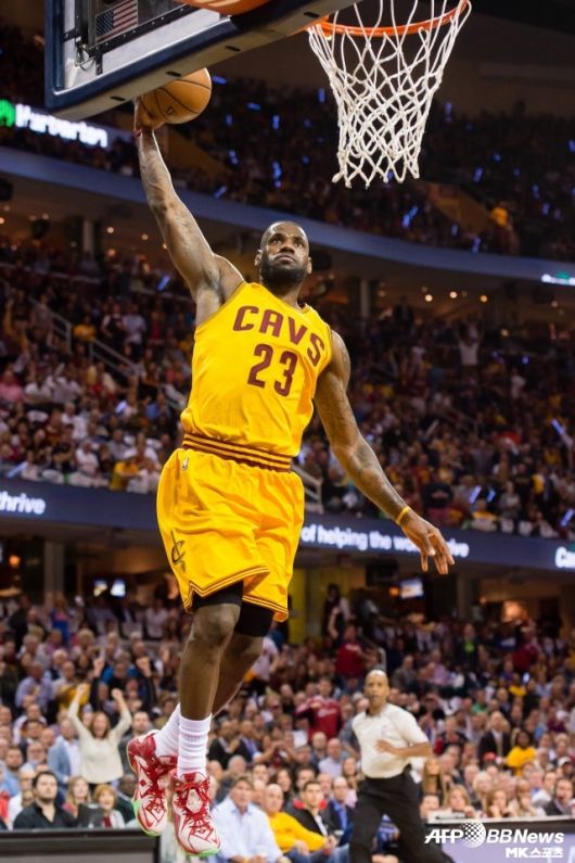 20명의 NBA 전문가 중 4명은 제임스가 ‘친정’ 클리블랜드로 돌아갈 수 있다고 전했다. 사진=AFPBBNews=News1