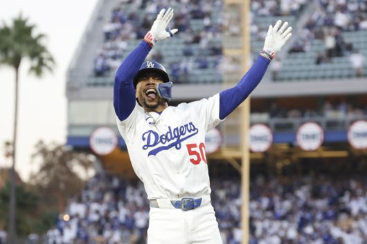 무키 벳츠는 부담도 특권이라며 4차전에 임하는 각오를 전했다. 사진=  EPA= 연합뉴스 제공