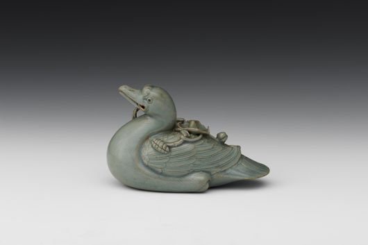 ‘청자오리형연적’ 12세기, 국보 ⓒ 간송미술문화재단