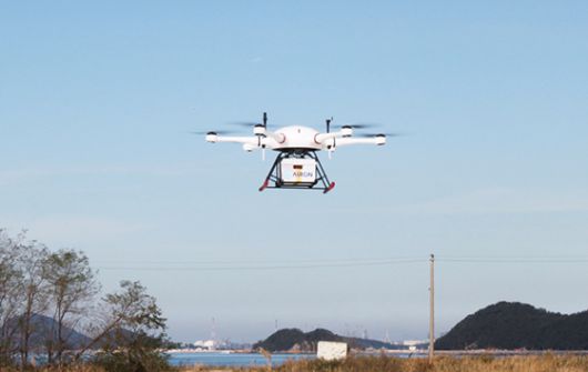뭍에서 7㎞가량 떨어진 충남 서산시 팔봉면 고파도로 서산시에서 운영하는 ‘서산날러유’ 앱을 통해 배송을 진행하고 있다.<사진 연합뉴스>