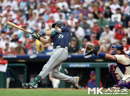 칼 롤리는 이번 시즌 리그 홈런 1위 기록하며 실버슬러거를 받았다. 사진= MK스포츠 DB