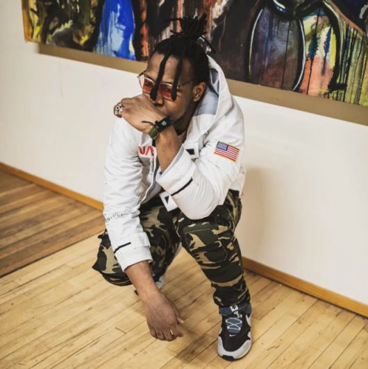 존슨은 미국 시카고에 거주하며 음악 활동을 병행해 온 것으로 알려진다. 사진=X