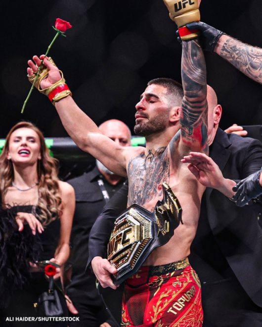 디아즈는 “토푸리아는 훨씬 완성된 파이터다. 정말 좋은 파이터지. 시청자들이 ‘이 경기는 꼭 봐야 해’라고 느끼게 만드는 게 중요해. 펜과 (고미)다카노리의 경기 기억나나? 그 경기는 정말 보고 싶어서 못 견딜 정도의 수준이었어”라고 전했다. 사진=ESPN SNS