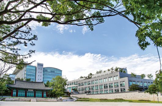 < 성균관대학교 전경 / 출처 : 성균관대학교 >