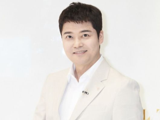 전현무. 사진 I 스타투데이DB