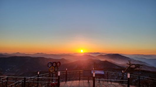 발왕산 일출 / 사진=모나용평