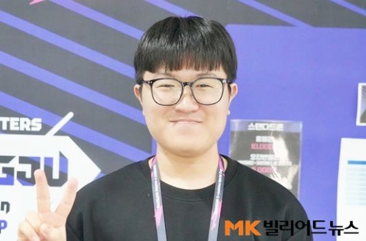 내년 고등학교를 졸업하는 김건윤은 대학진학 대신 당구선수로 발전하는데 더 집중하겠다고 말했다.